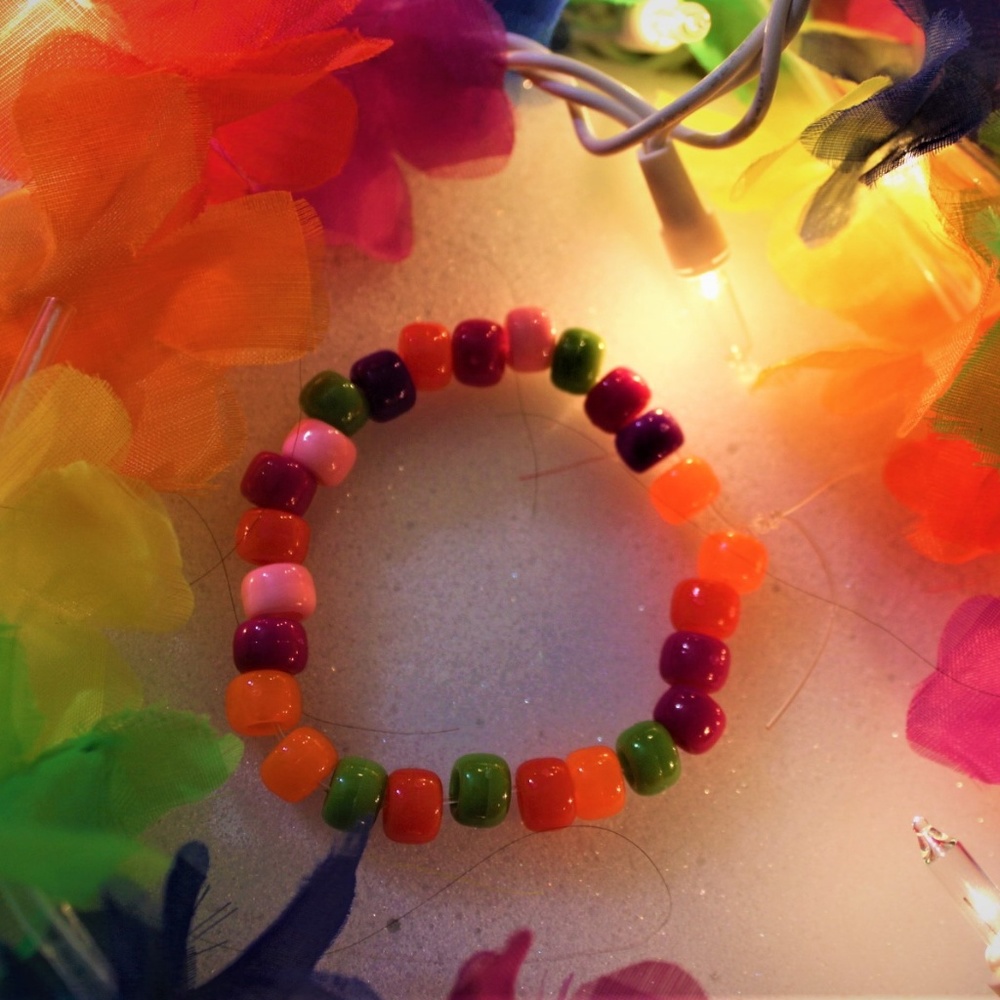 Red/Green/Pink/Purple/Orange Cute Hand Bracelet